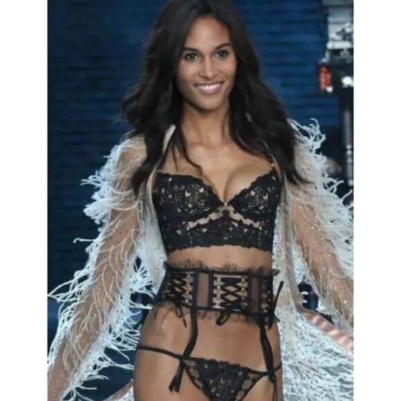 NWT Victoria's Secret $148 Designer Collection Very Sexy Lined Demi Sz 34C
